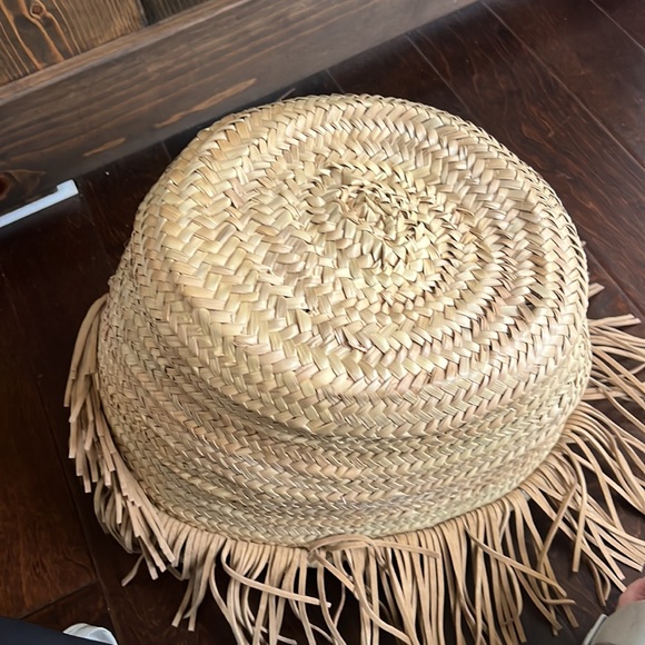 Johnny Was Basket bag with suede fringe - Picture 8 of 9